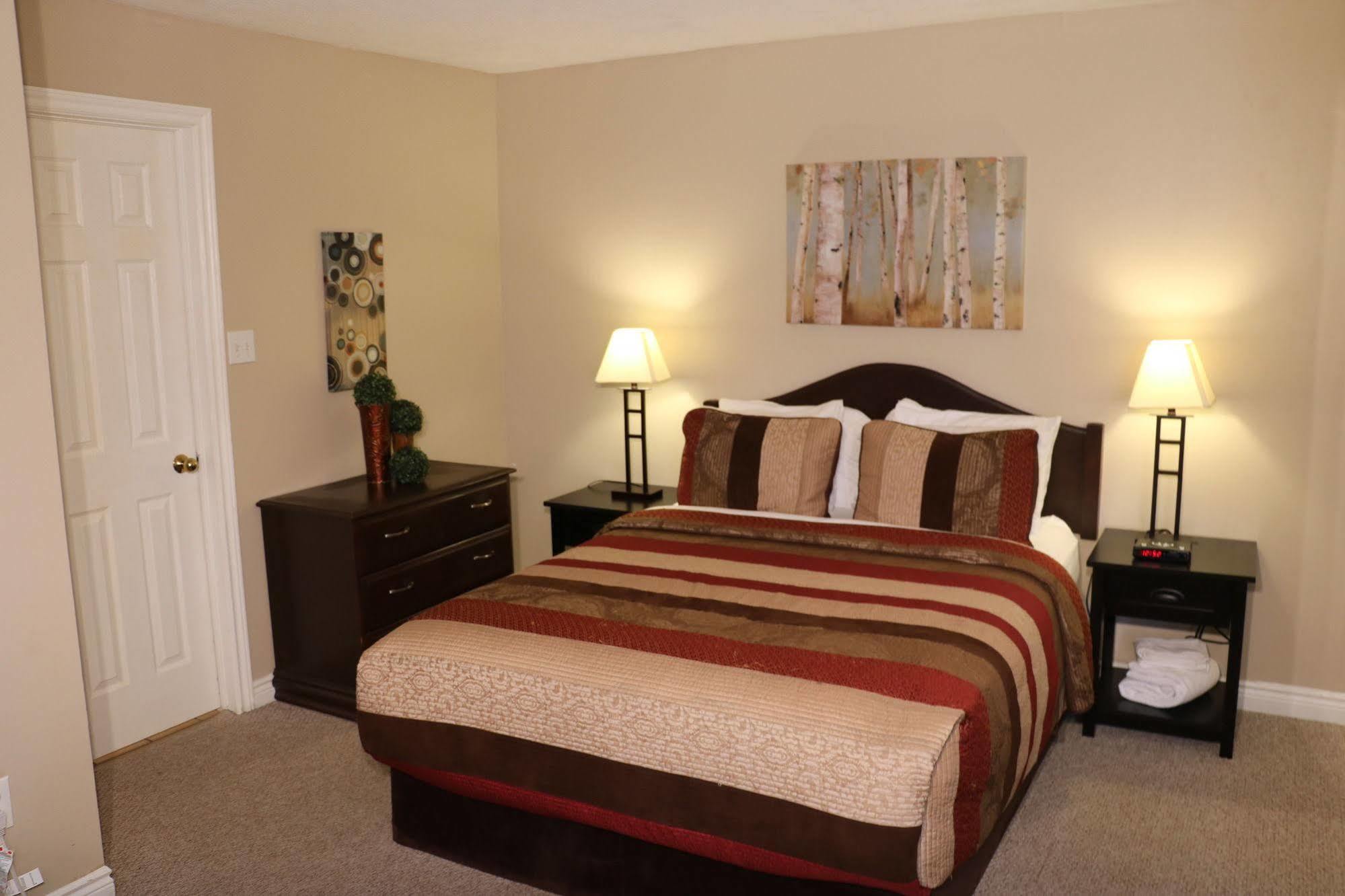 Blue Mountain Suites Blue Mountains Bagian luar foto