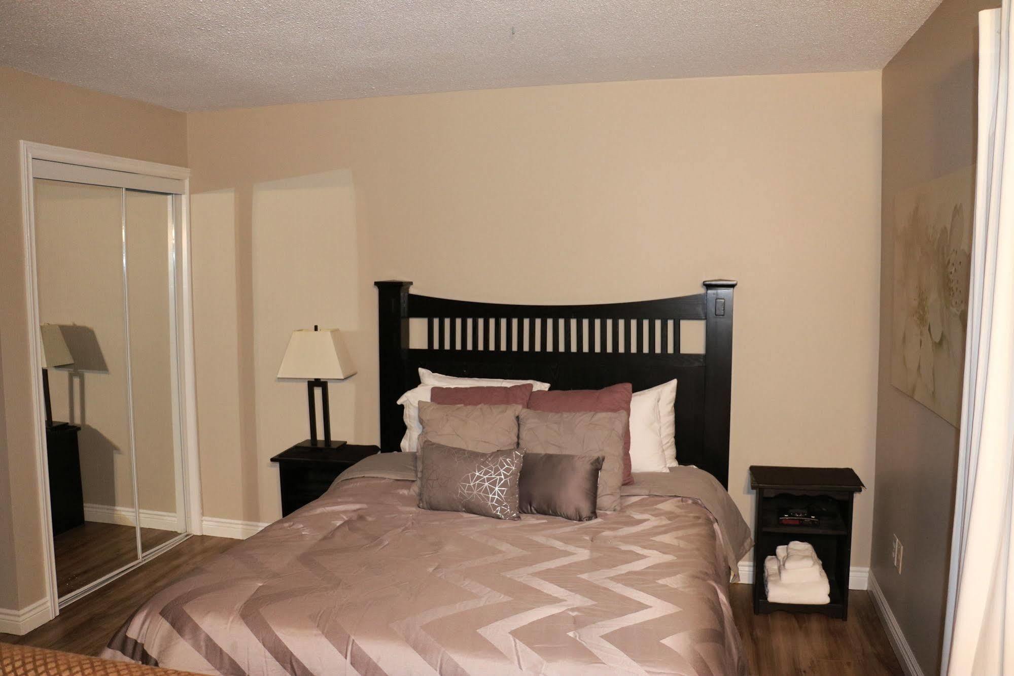 Blue Mountain Suites Blue Mountains Bagian luar foto